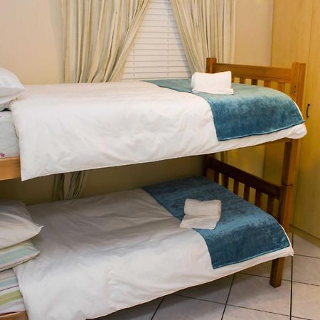 De Helling Self Catering Bed & Breakfast Brackenfell Exterior photo