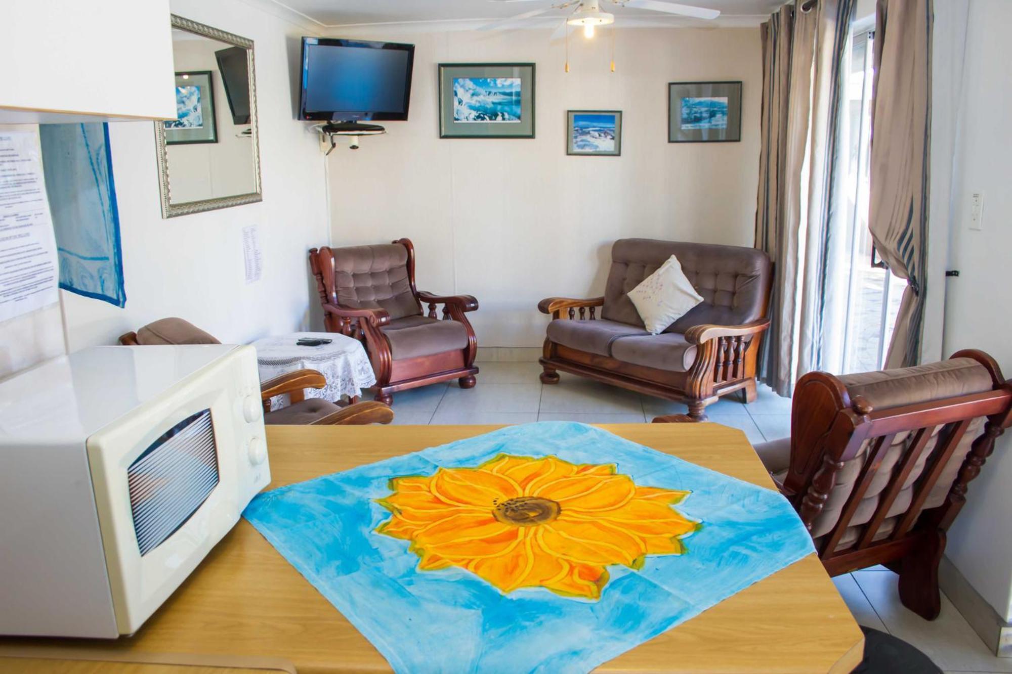 De Helling Self Catering Bed & Breakfast Brackenfell Exterior photo